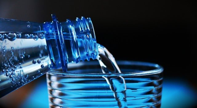 https://pixabay.com/en/bottle-mineral-water-bottle-of-water-2032980/