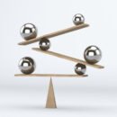 metal balls balancing on multiple points