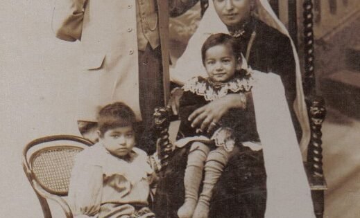 A 1920 black and white photo of my grandparents with two of my mother's older siblings