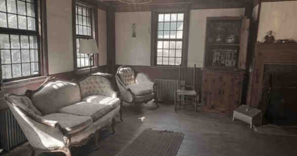 Image of the parlor of the Conjuring House in Rhode Island